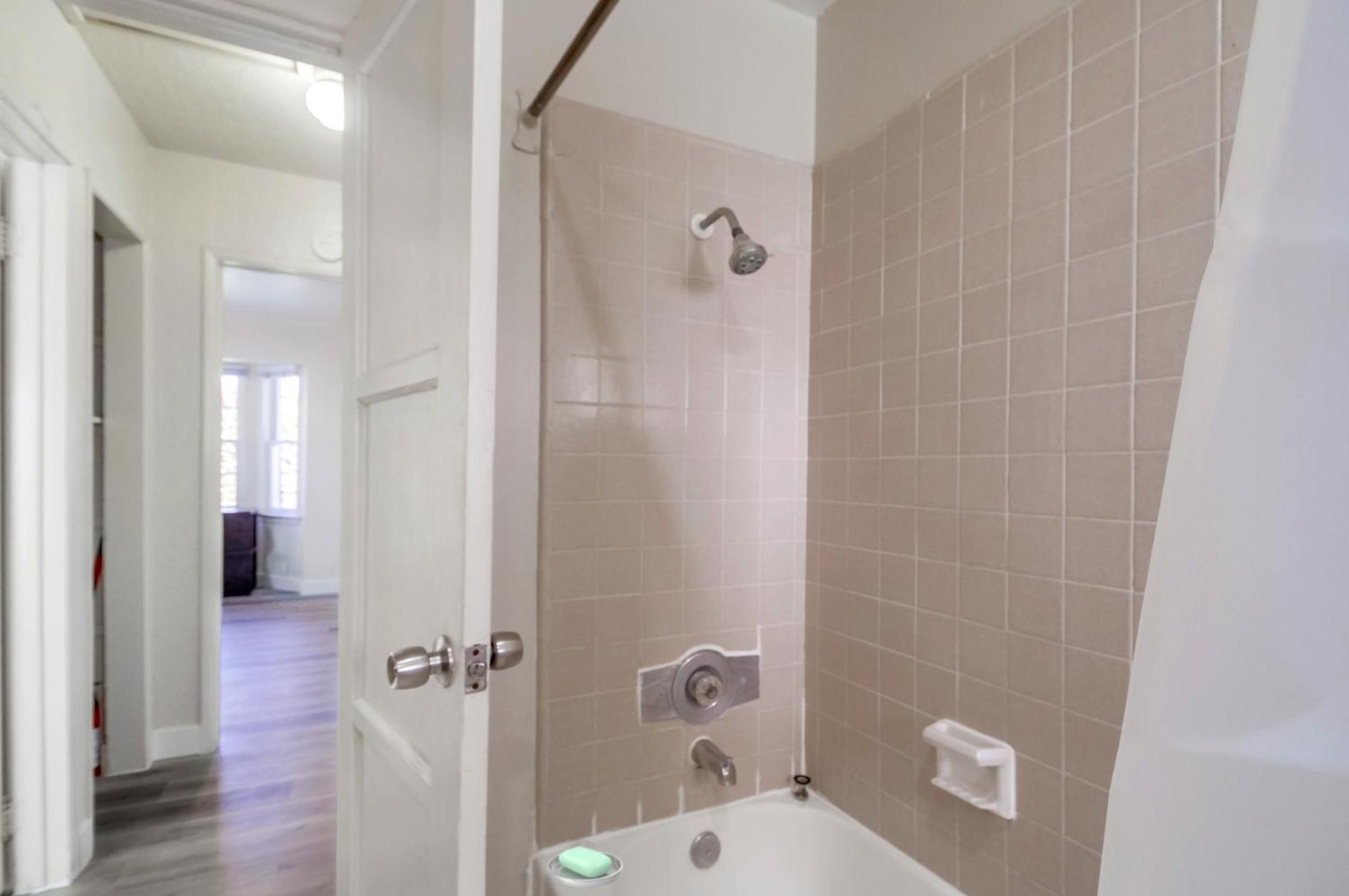 Entire Lovely 3-Bedroom Home W Yard, Parking Τσούλα Βίστα Εξωτερικό φωτογραφία
