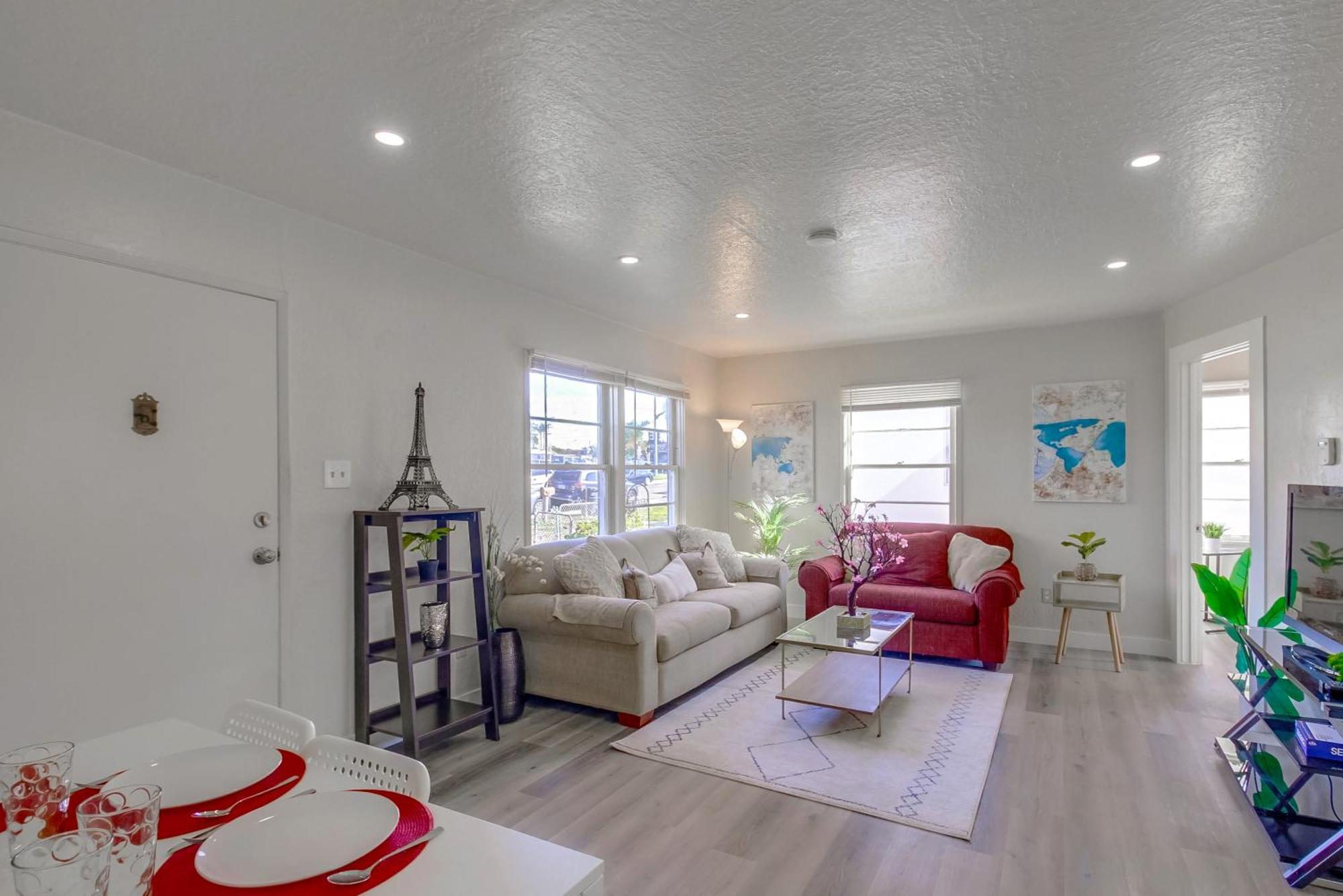Entire Lovely 3-Bedroom Home W Yard, Parking Τσούλα Βίστα Εξωτερικό φωτογραφία